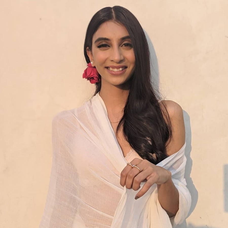 Dolly Singh: From Nainital to Instagram Stardom 1 image